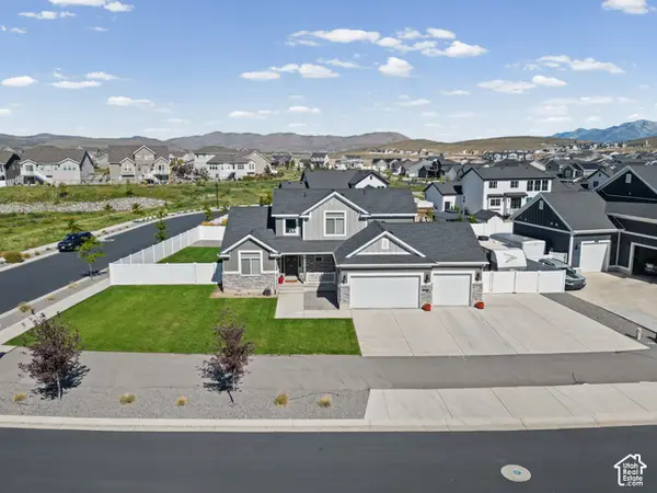 1377 E Erickson Knoll Ln, Eagle Mountain, UT 84005