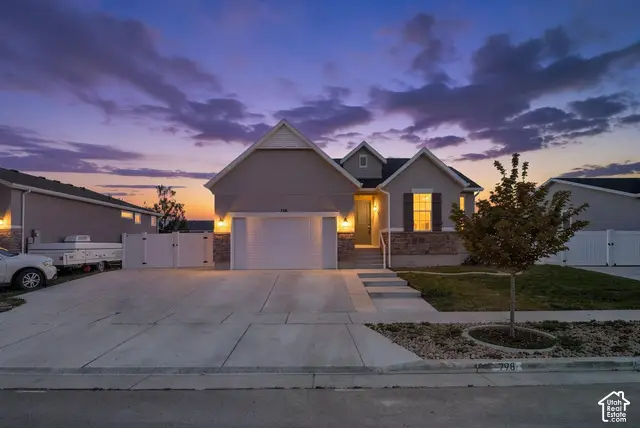798 W Lafayette St, Stansbury Park, UT 84074 - #3