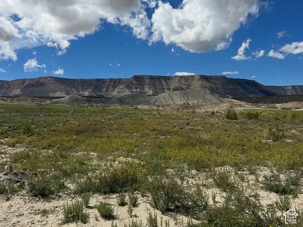 685 N Mill Dam Rd, Orangeville, UT 84537