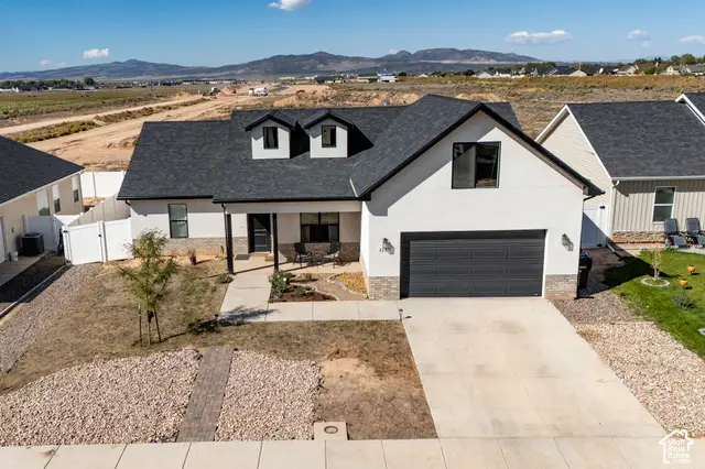 1137 N Yucca St, Cedar City, UT 84720 - #1