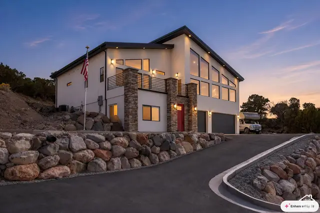 3327 W Kingsbury Dr, Cedar City, UT 84720 - #3
