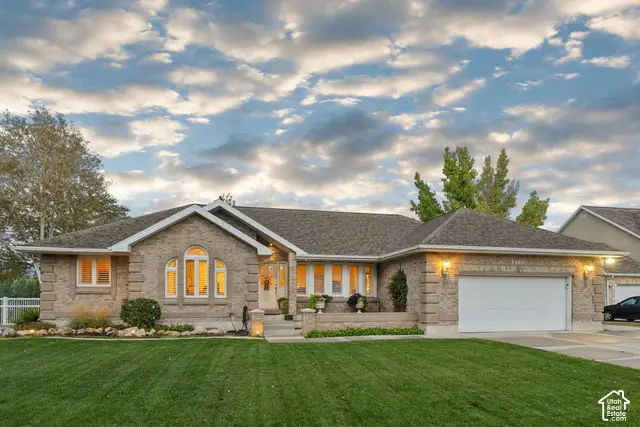 9467 S Overleigh Ct, South Jordan, UT 84095 - #2