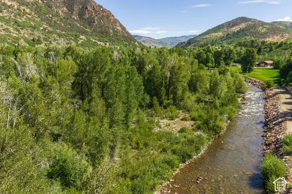 2600 E Weber Rd, Oakley, UT 84055