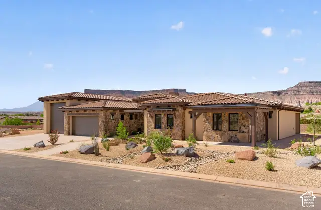 442 E Entrada Dr, Virgin, UT 84779 - #1
