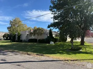 305 S 100 E, Redmond, UT 84652 - #1