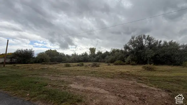 300 N 300 E, Myton, UT 84052