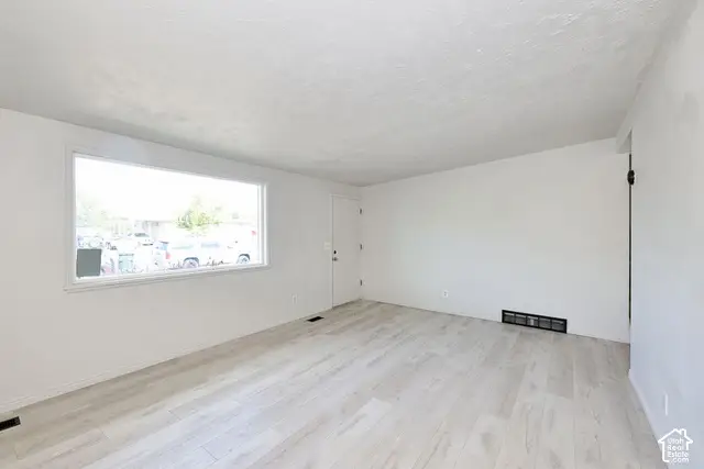 6257 W 3570 S, West Valley City, UT 84128 - #3
