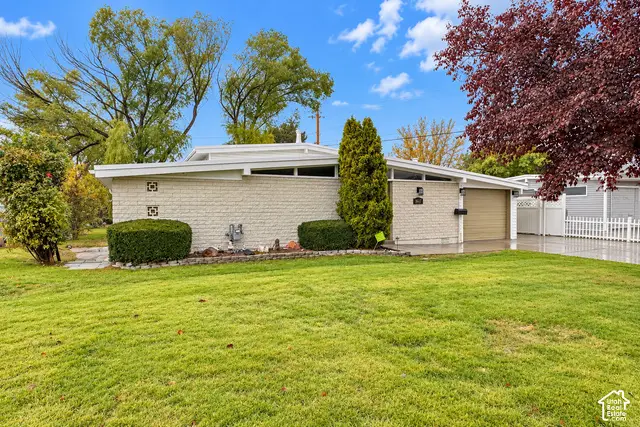1647 W Lovely Rd, Taylorsville, UT 84123 - #1