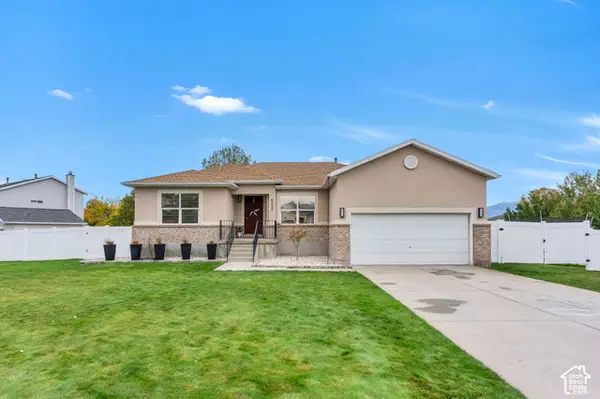 8489 S Silo Dr W, West Jordan, UT 84081