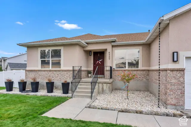8489 S Silo Dr W, West Jordan, UT 84081 - #2