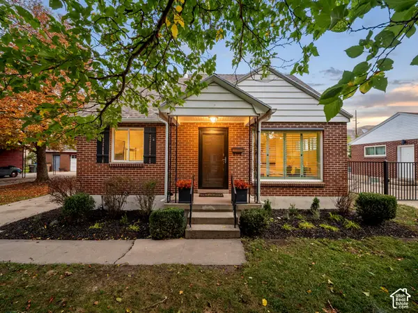 1010 W Eclipse Way, Salt Lake City, UT 84116