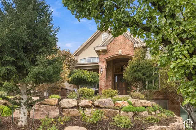4438 S Devonshire Dr E, Bountiful, UT 84010 - #1