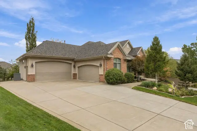 4438 S Devonshire Dr E, Bountiful, UT 84010 - #3