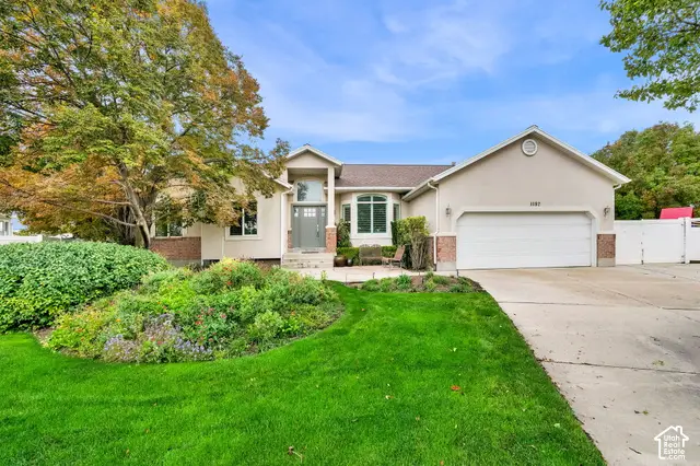 1192 W Rhonda Crest Cir S, Riverton, UT 84065 - #1