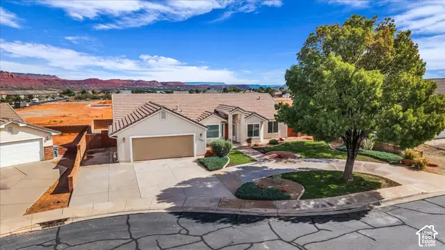 1025 S 375 Cir E, Ivins, UT 84738 - #3