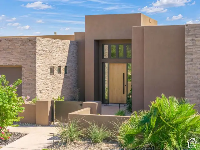 2055 W Rising Sun Dr, Saint George, UT 84770 - #2