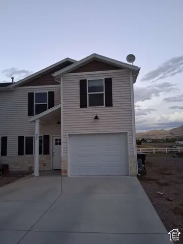 77 Legacy Dr S, Franklin, ID 83237