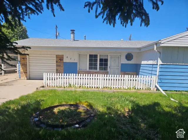 651 Sherwood Dr, Layton, UT 84041 - #1