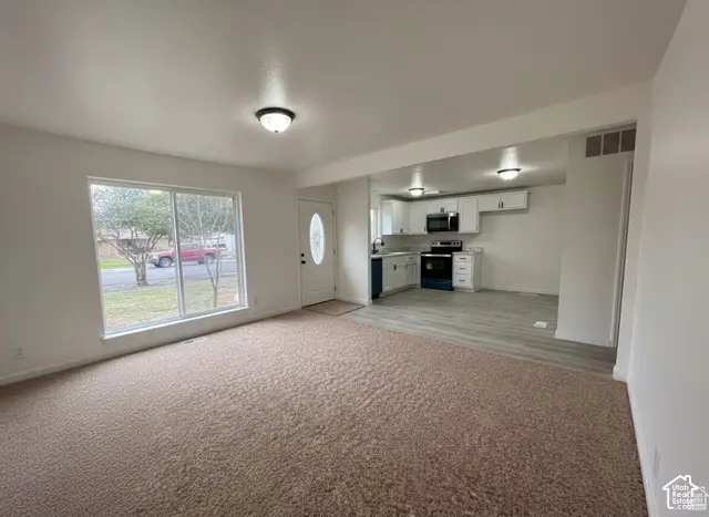 6389 W 3570 S, West Valley City, UT 84128 - #3