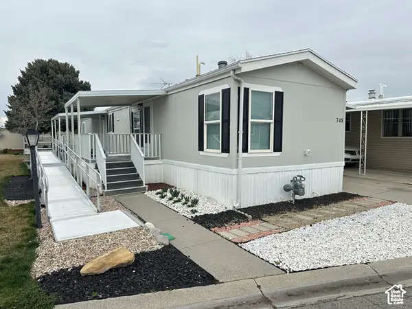 748 W Monte Blanco Dr #10, Taylorsville, UT 84123