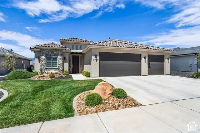 2710 W Columbo Ln, Saint George, UT 84770 - #1