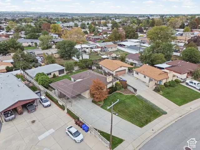 8298 S Harrison Cir, Midvale, UT 84047 - #2