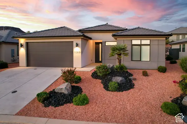 1060 W Jonathon Dr, Washington, UT 84780