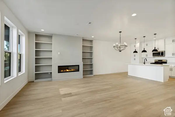 6958 W Hidden Hills Way S #312, West Jordan, UT 84081