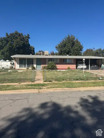 40 Zircon Cir, Layton, UT 84041 - #1