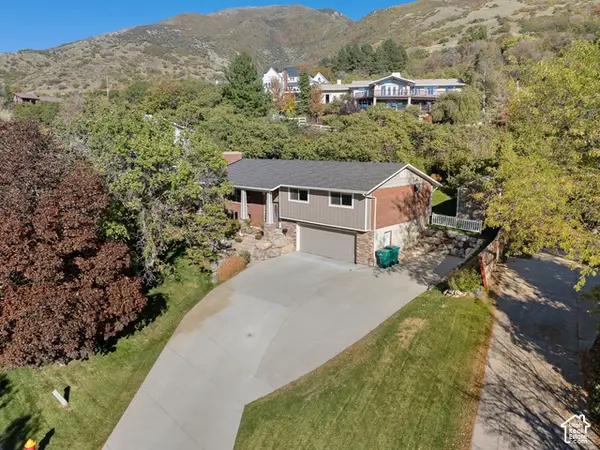 3216 Fernwood Dr, Layton, UT 84040