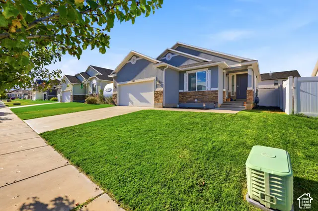903 Petro Dr, Tooele, UT 84074 - #2