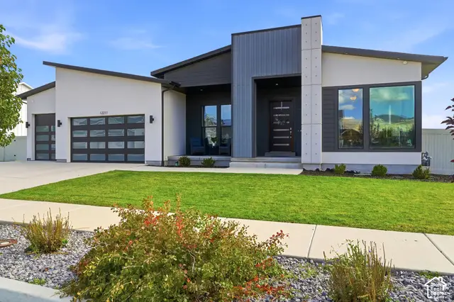 12211 S Juniper Cv, Herriman, UT 84096 - #2