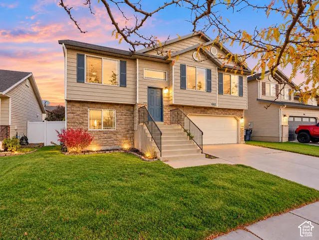 1002 W York Dr N, North Salt Lake, UT 84054 - #1