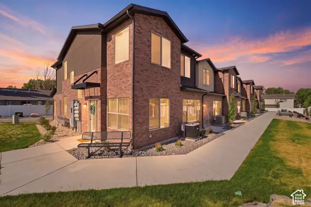 1267 S 985 E, Ogden, UT 84404 - #1