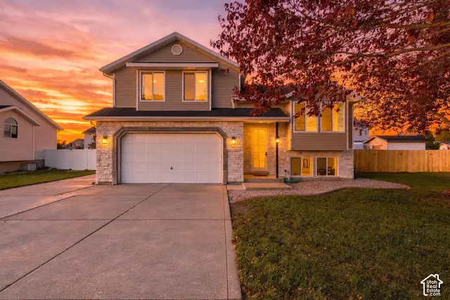 4106 W 4875 S, Roy, UT 84067 - #1