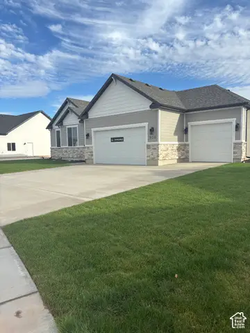 906 E 120 N #25, Tremonton, UT 84337 - #3
