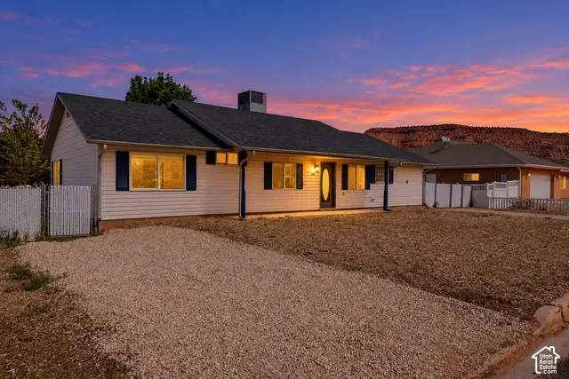 624 S Hillside Dr, Kanab, UT 84741 - #2