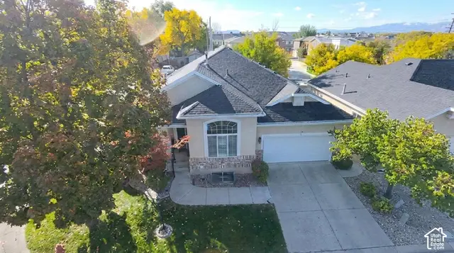 930 E Jerrie Lee Ln, Millcreek, UT 84117 - #3