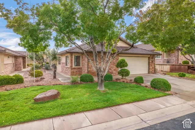705 W Uxbridge Cir, Saint George, UT 84770 - #3