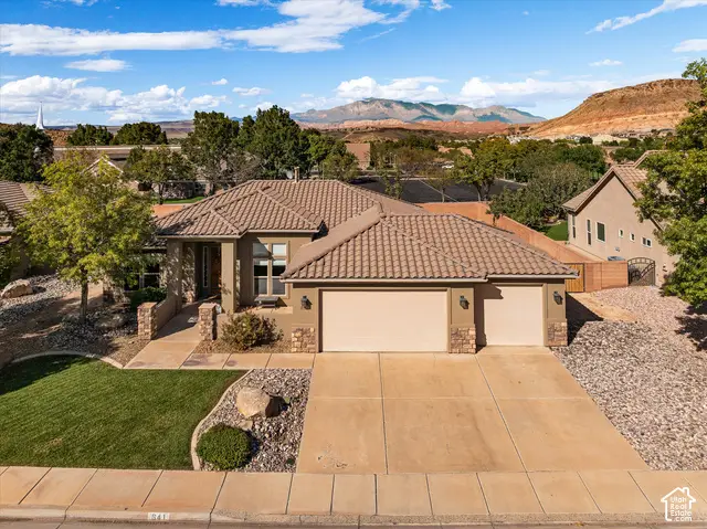 641 E Sonoran Dr, Washington, UT 84780 - #1