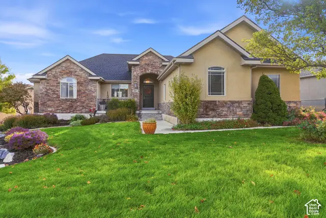 237 W Alpine Dr, Saratoga Springs, UT 84045 - #3