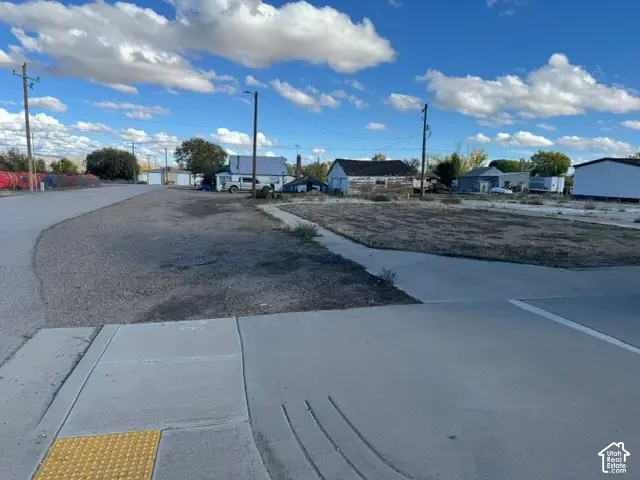 165 S Broadway St, Green River, UT 84525 - #1