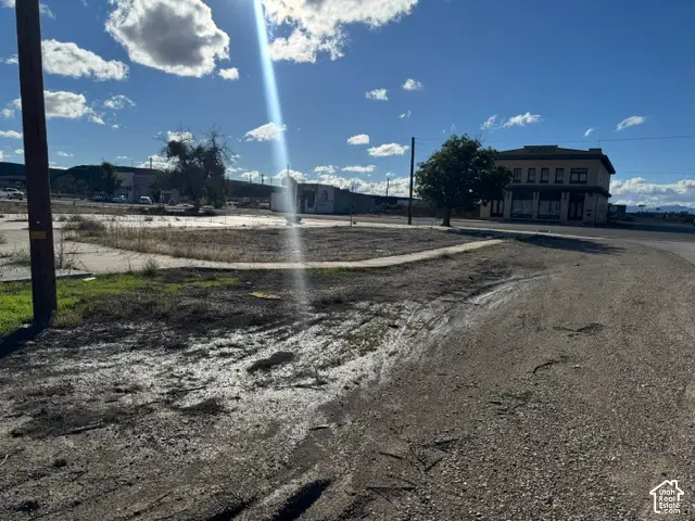 165 S Broadway St, Green River, UT 84525 - #3