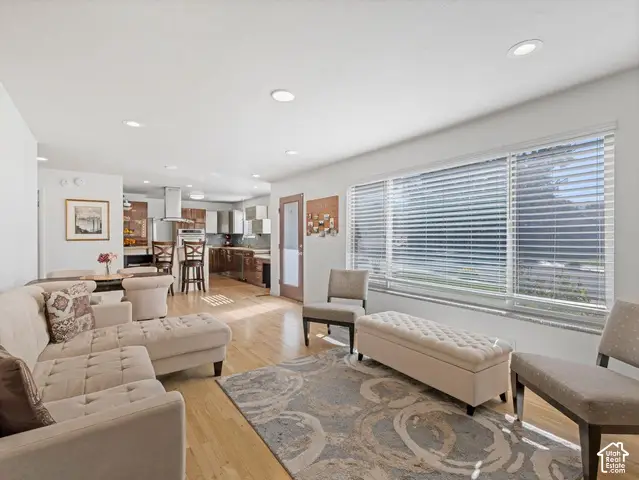 197 E 800 N, Bountiful, UT 84010 - #3