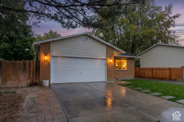 753 E Sandy Dunes Dr S, Sandy, UT 84094