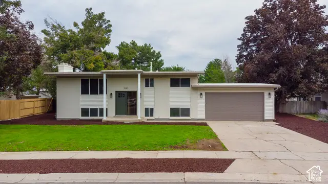 2085 E Castle Hill Ave, Cottonwood Heights, UT 84121 - #1