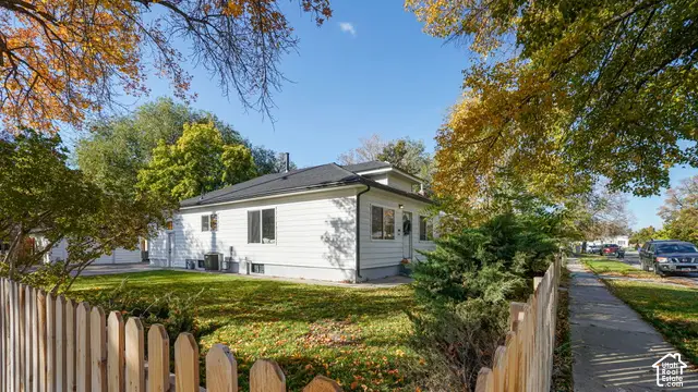 646 S 1300 W, Salt Lake City, UT 84104 - #2
