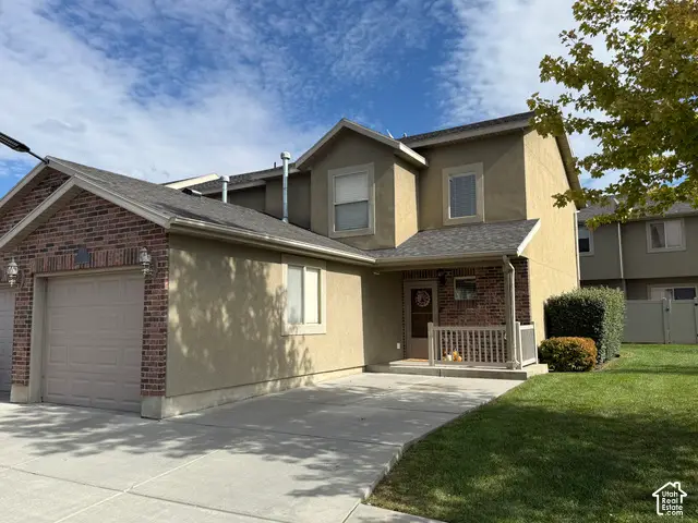 2462 N Charleston Ave, Harrisville, UT 84414 - #2