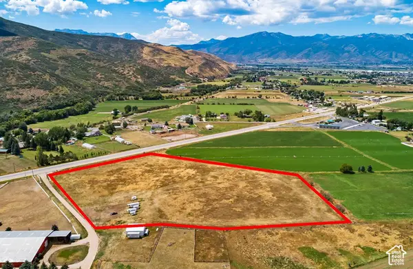 2333 E Deer Meadow Ln #1, Daniel, UT 84032