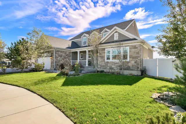 3873 W Sand Oak Cir, Riverton, UT 84065 - #1